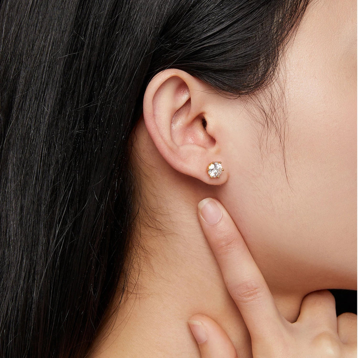 Round Moissanite Screw-Back Stud Earrings in Silver