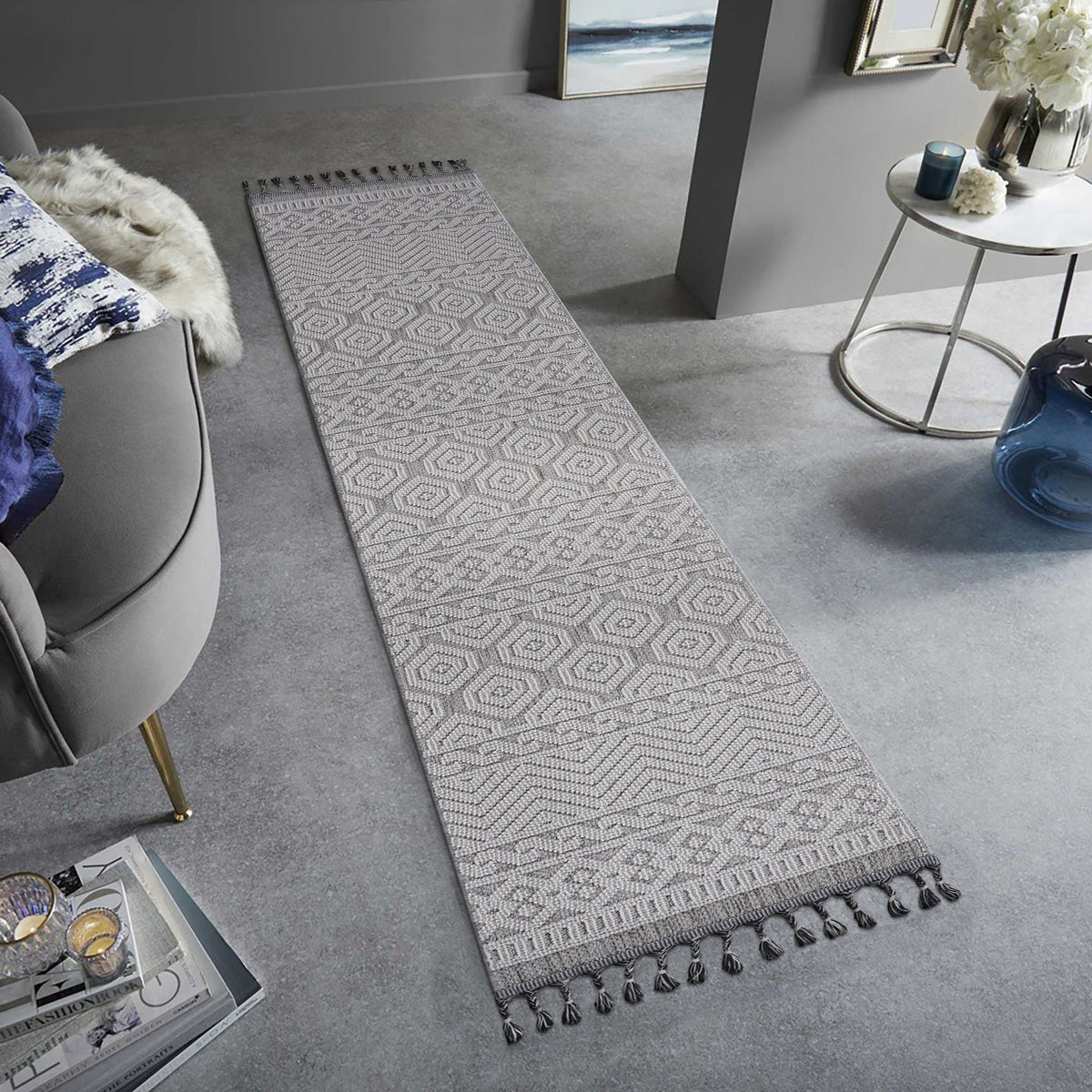 Geometric Indoor/Outdoor Rug with Stain Resistance - Dark Gray