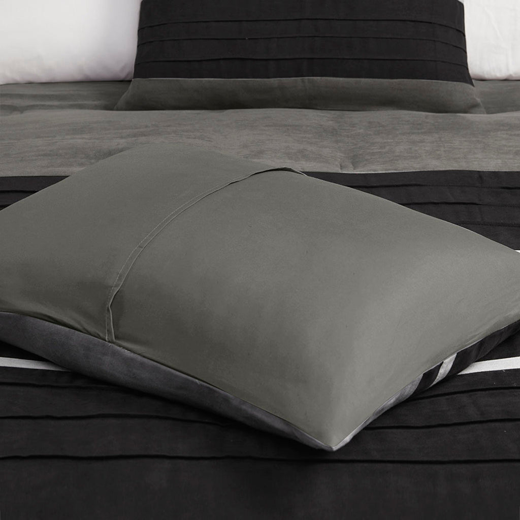 7 Pc Pieced Faux Suede Comforter Set Black Queen