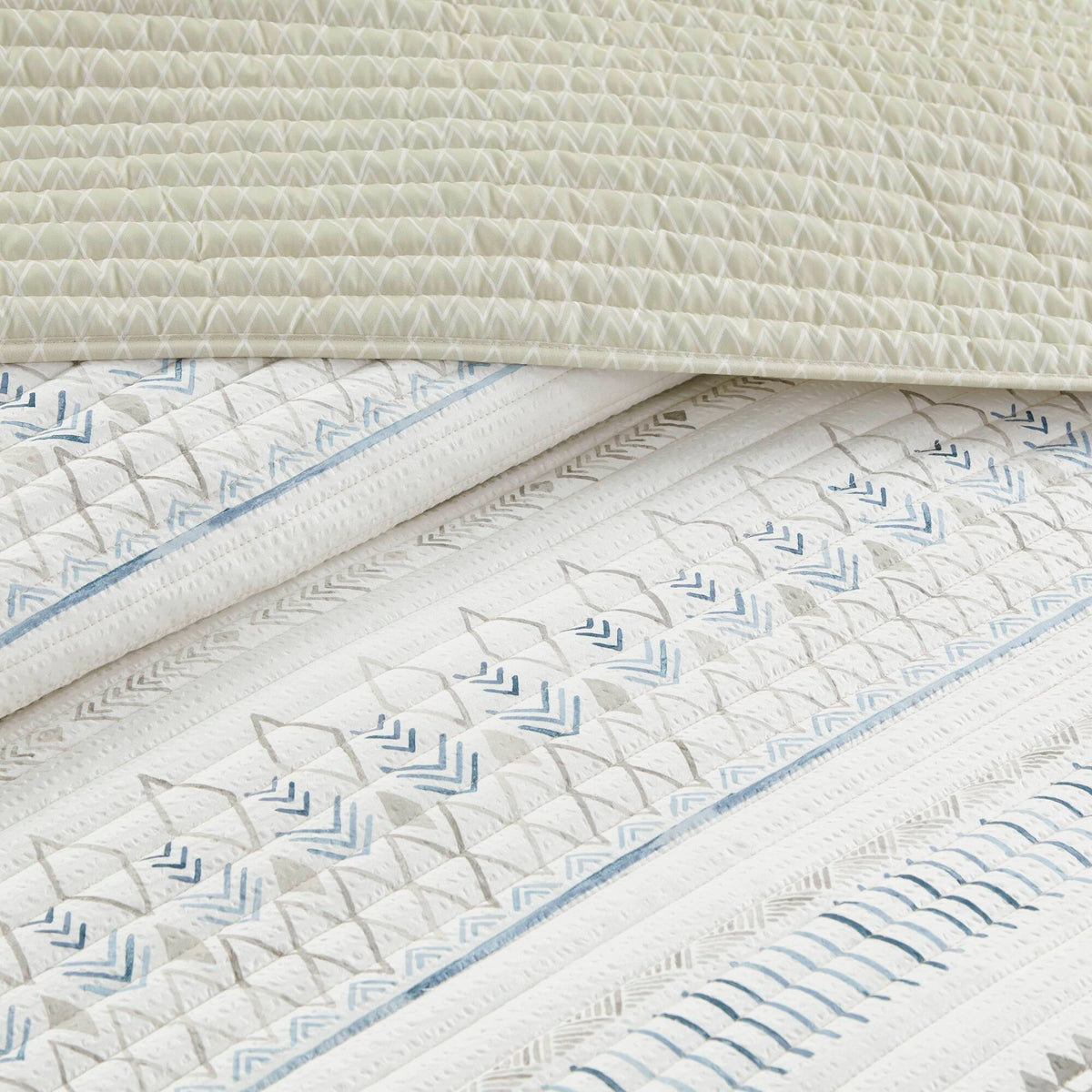 3 Piece Seersucker Quilt Set Taupe/Blue Full/Queen