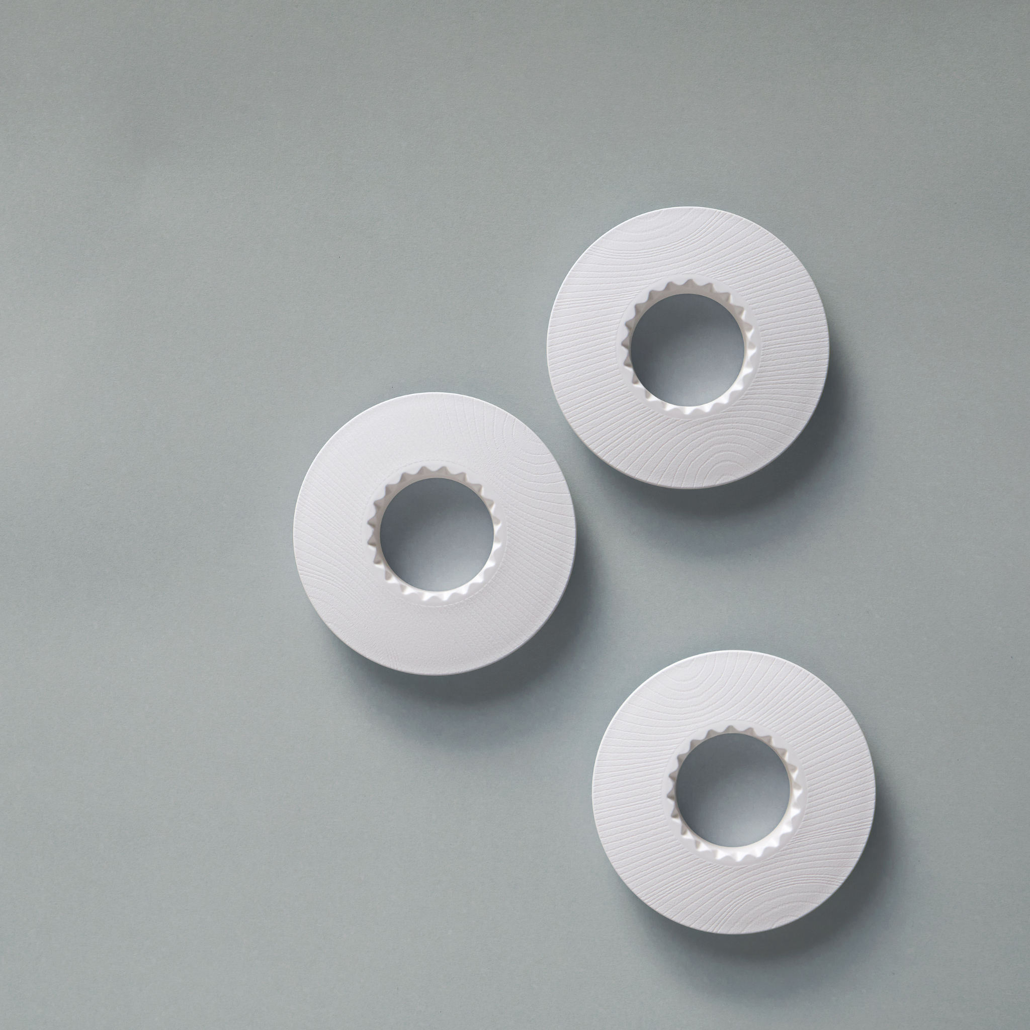 ORIGAMI - Coffee Dripper Holder - Grain Pattern - White with Black