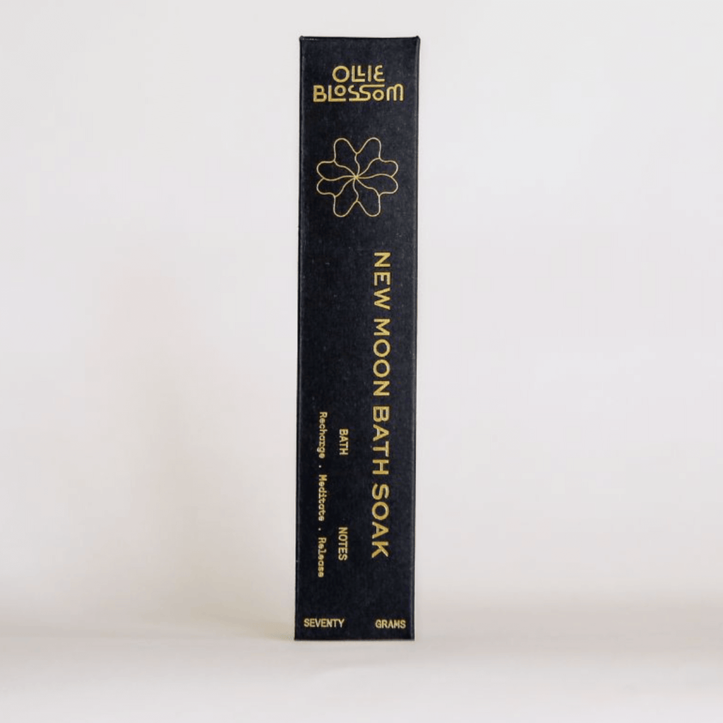 NEW MOON BATH SOAK - OLLIE BLOSSOM