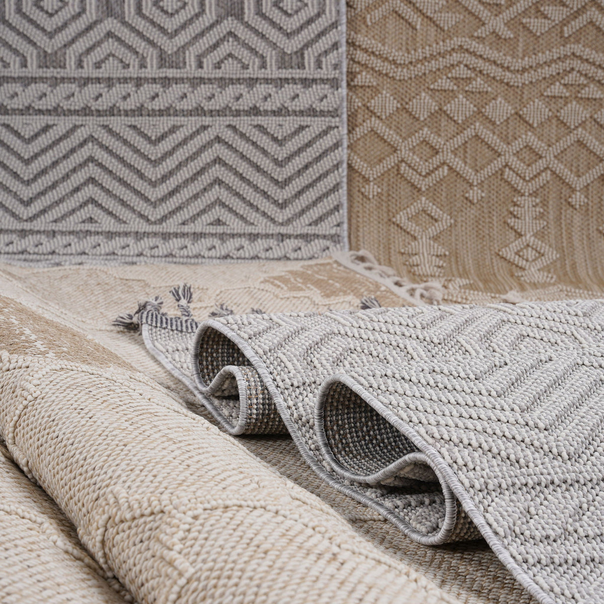 Geometric Indoor/Outdoor Rug with Stain Resistance - Dark Gray