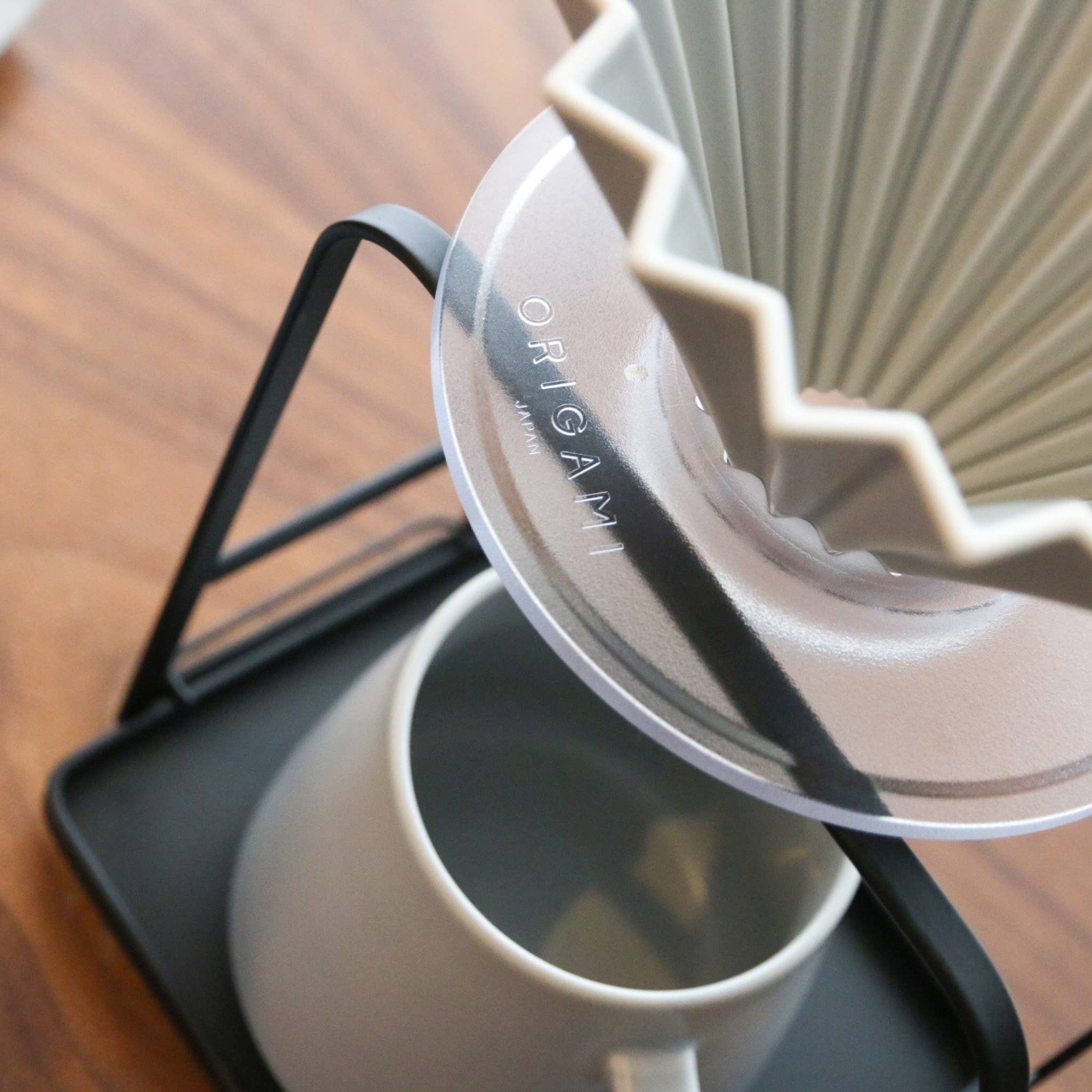 ORIGAMI - Coffee Dripper Holder - Resin - Clear
