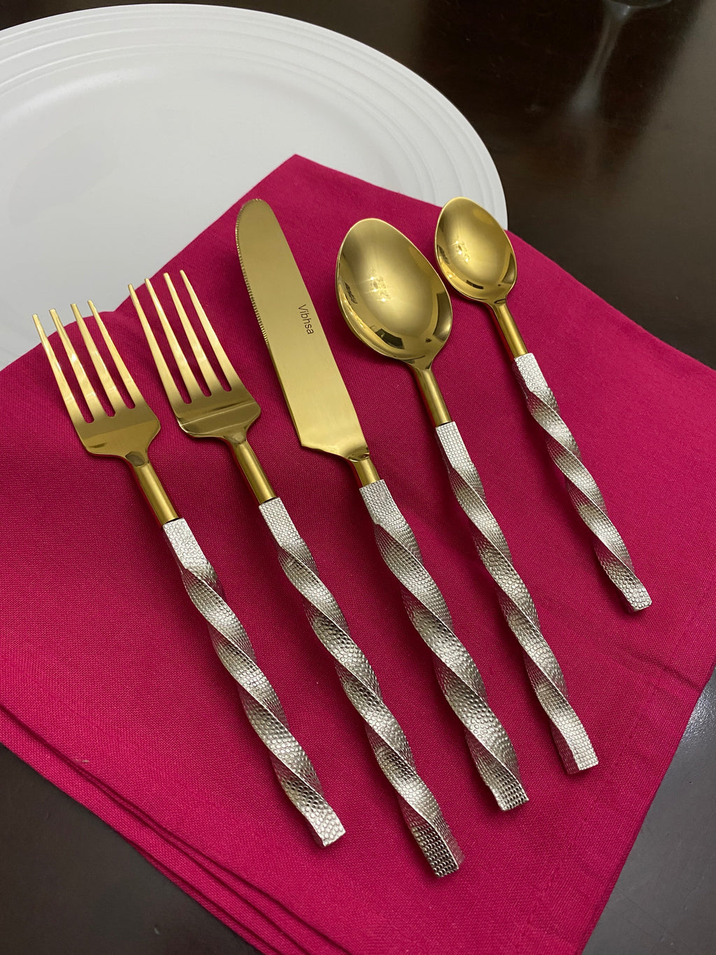 Vibhsa Gold Stainless Steel Flatware Set of 5 PC | Twisted Handle, Service for 1