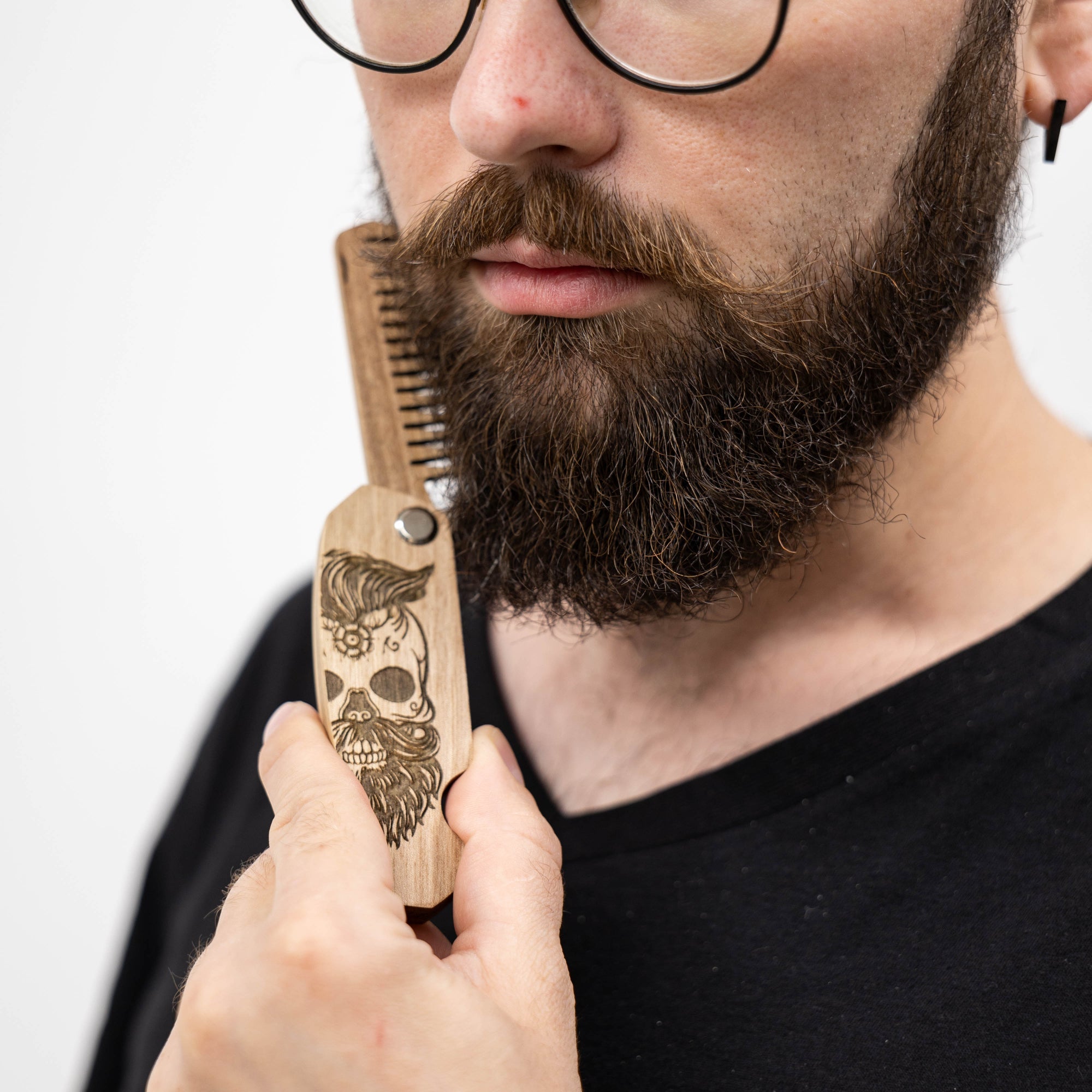 Wooden Beard Comb – Sugar Skull