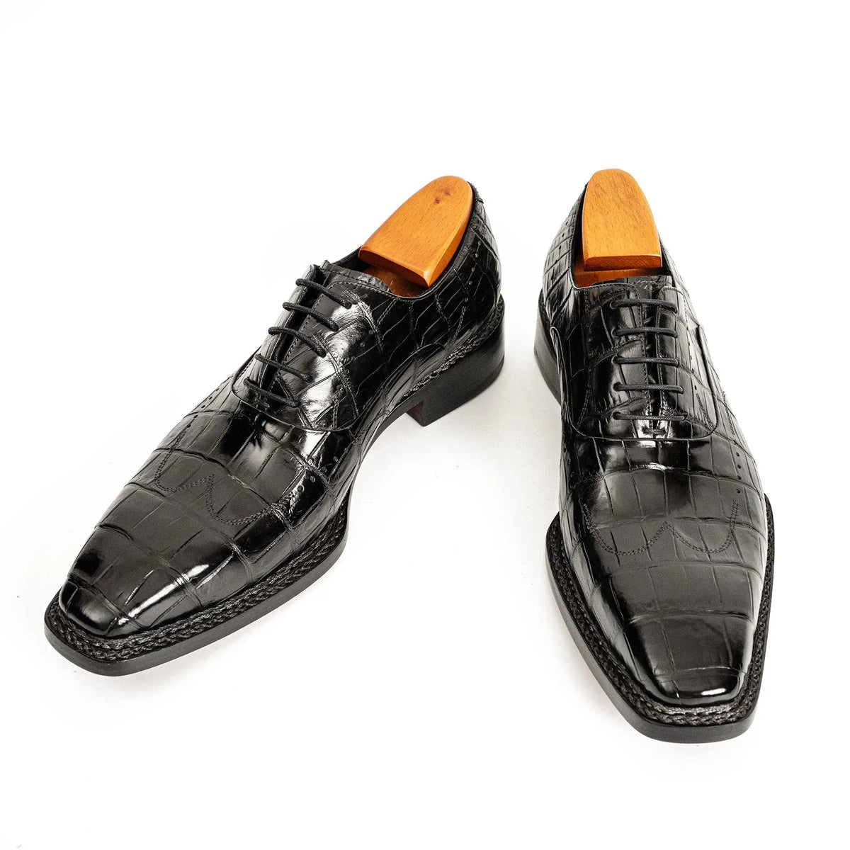 Black Textured Lace-Up Dress Shoe