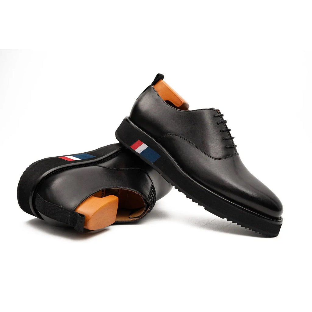 Black Platform Plain-Toe Lace-Up Shoe