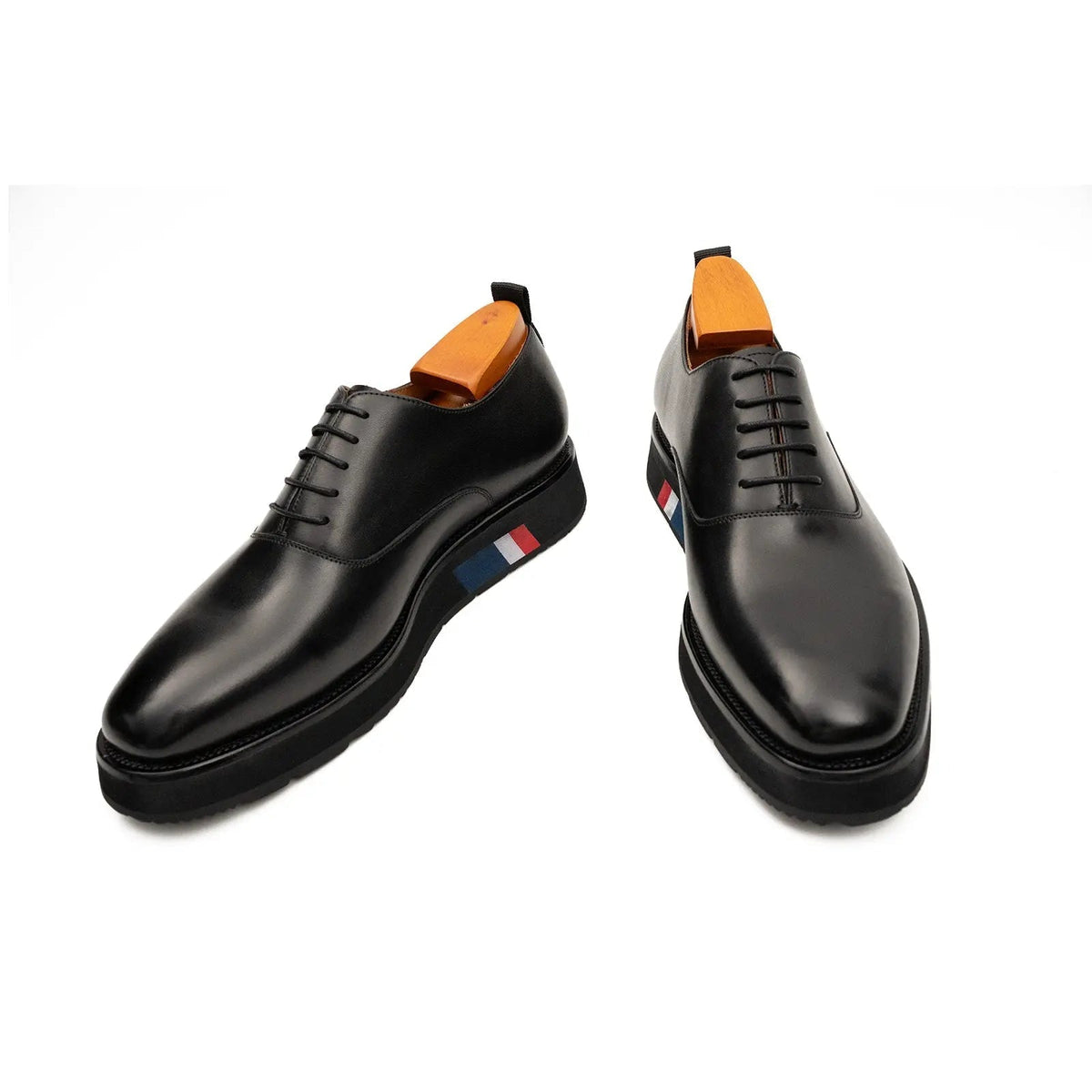 Black Platform Plain-Toe Lace-Up Shoe