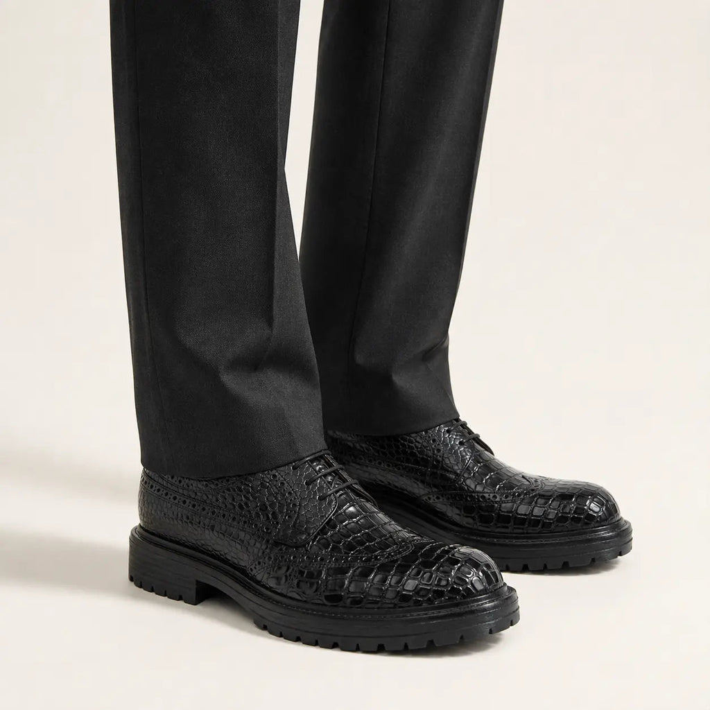 Black Scale-Pattern Wingtip Derby Shoes with Tongue Tab