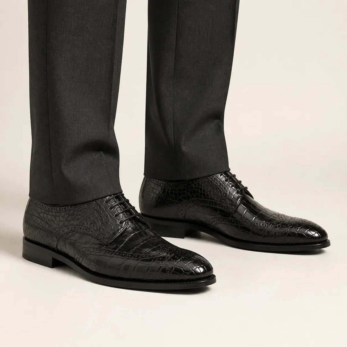Black Wingtip Derby Shoes with Scale-Pattern Texture