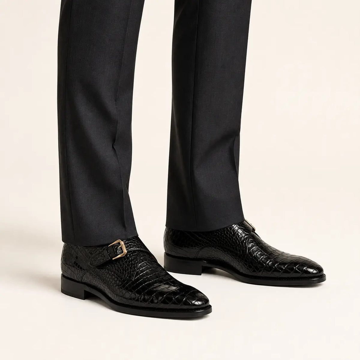 Black Square-Toe Single Monk Shoes with Scale Texture