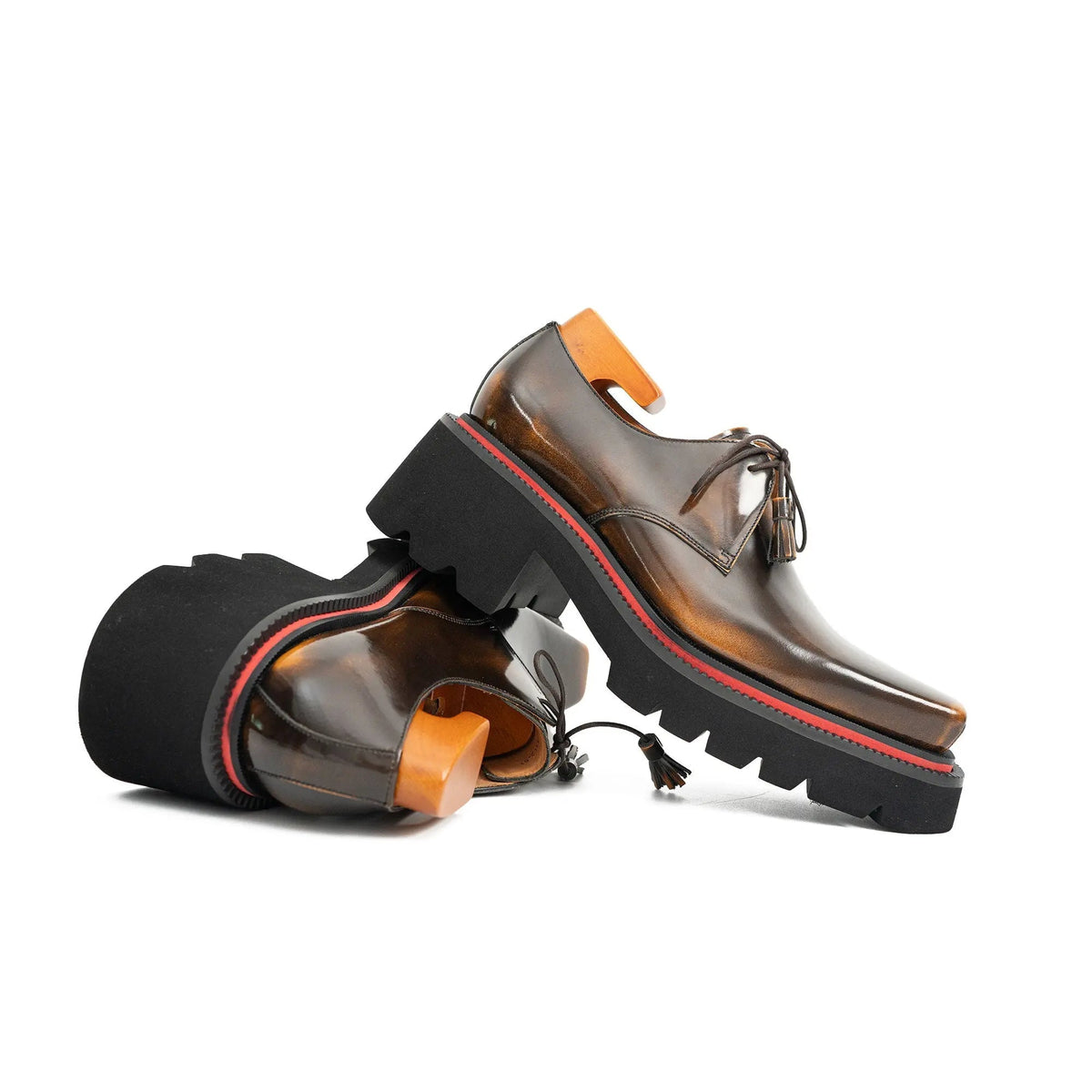 Brown Apron-Toe Derby Shoe with Golden Shading