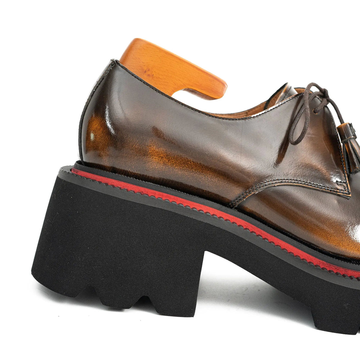 Brown Apron-Toe Derby Shoe with Golden Shading