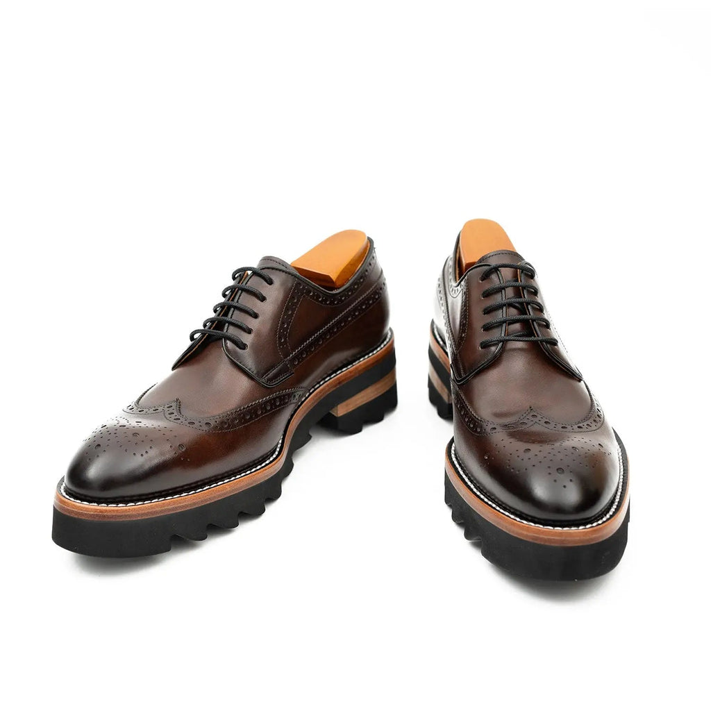 Brown Wingtip Derby Shoes with Brown-Band Lug Sole