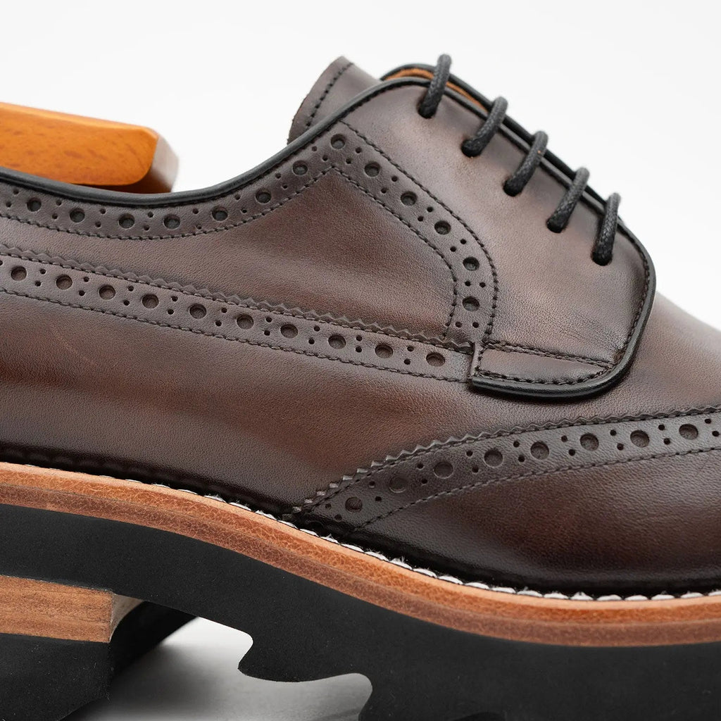 Brown Wingtip Derby Shoes with Brown-Band Lug Sole