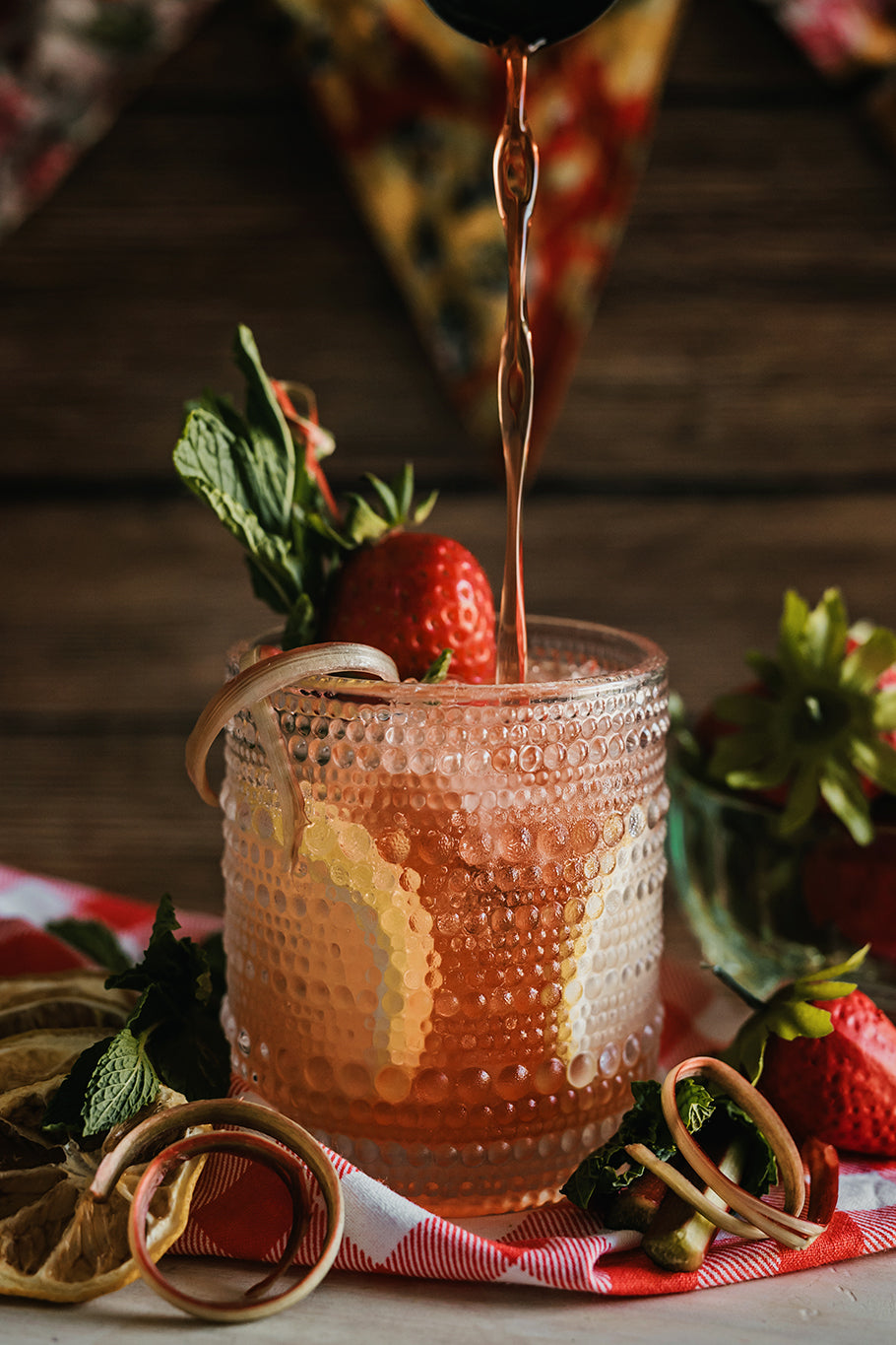 Berry Rhubarb Fizz