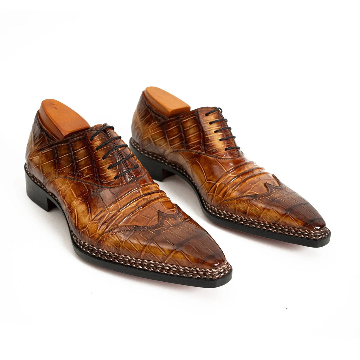 Golden Brown Square-Toe Oxford Shoes with Scale-Pattern Texture