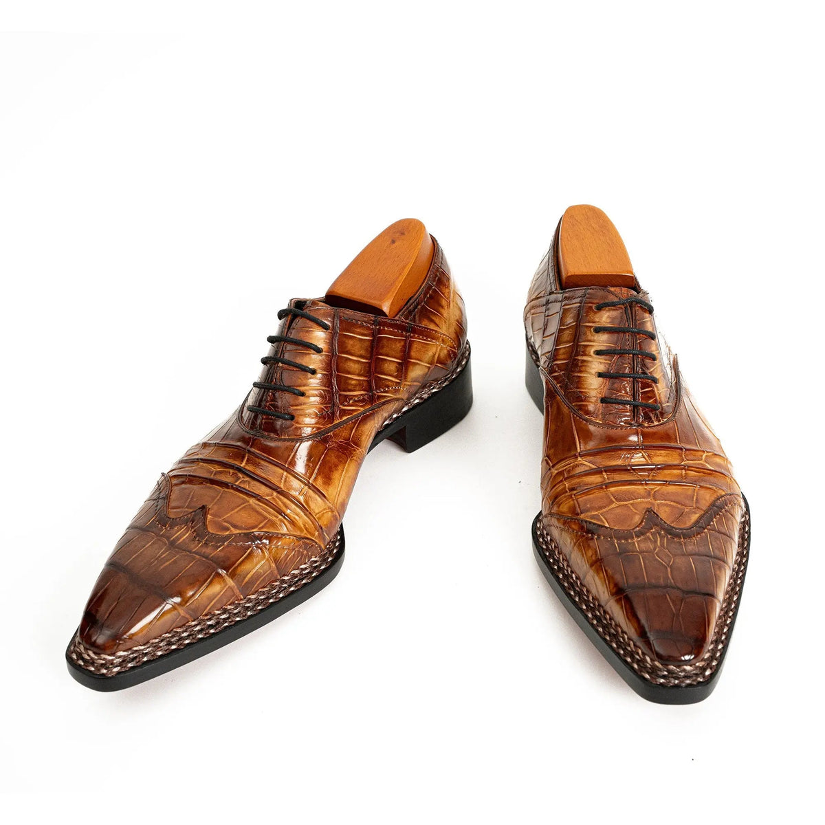 Golden Brown Square-Toe Oxford Shoes with Scale-Pattern Texture