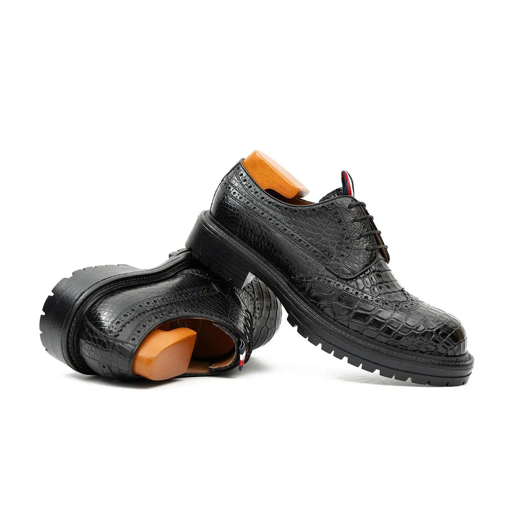 Black Scale-Pattern Wingtip Derby Shoes with Tongue Tab