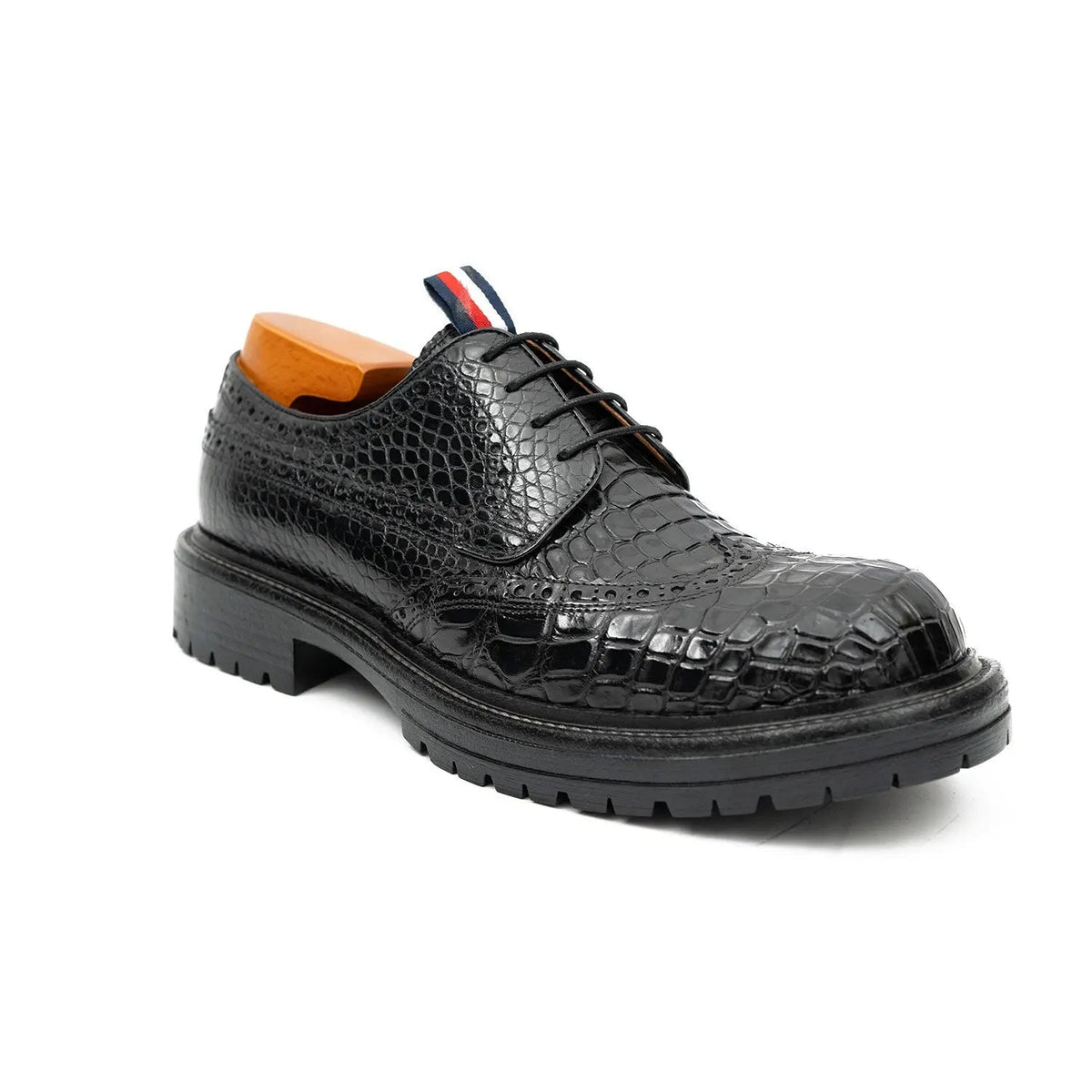 Black Scale-Pattern Wingtip Derby Shoes with Tongue Tab