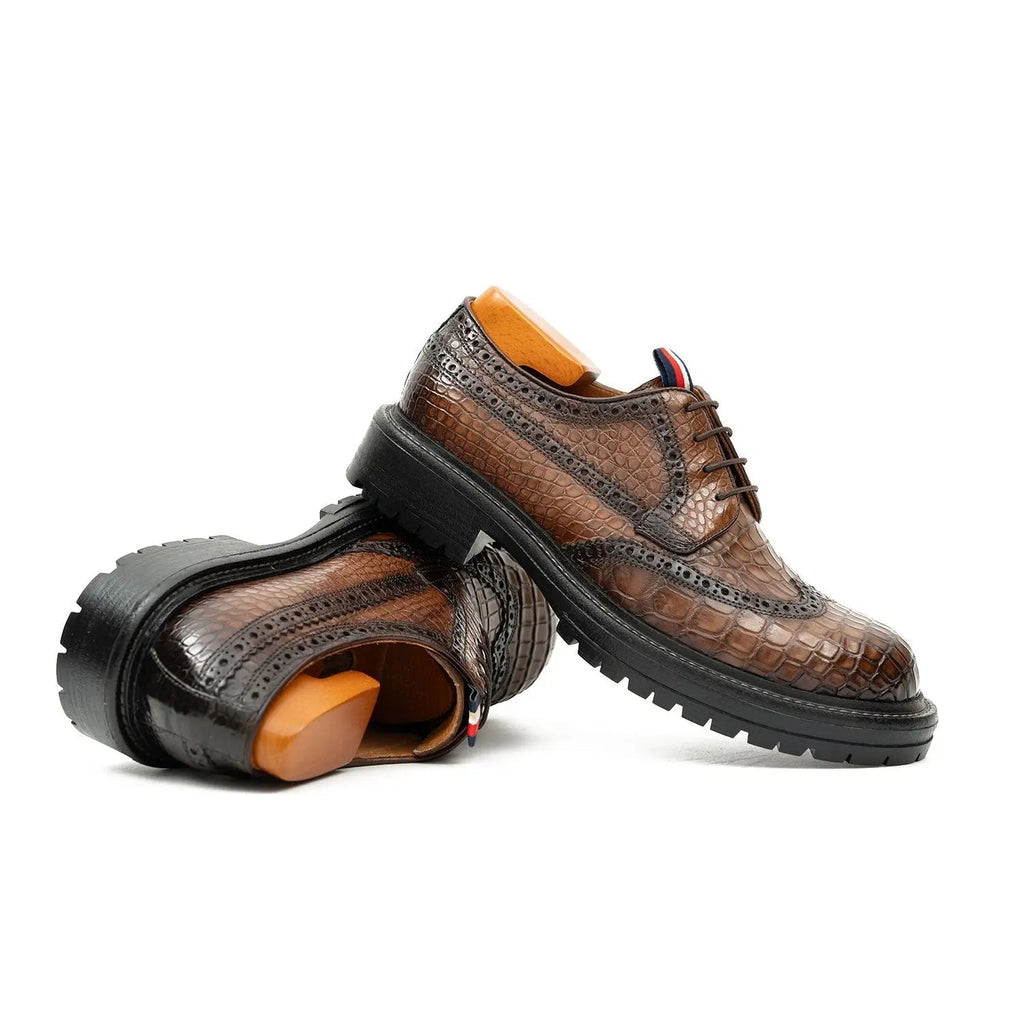 Brown Scale-Pattern Wingtip Derby Shoes with Lug Sole