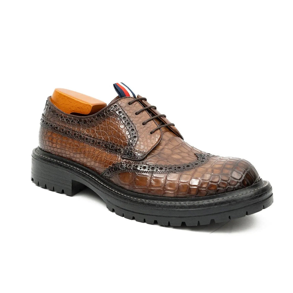 Brown Scale-Pattern Wingtip Derby Shoes with Lug Sole