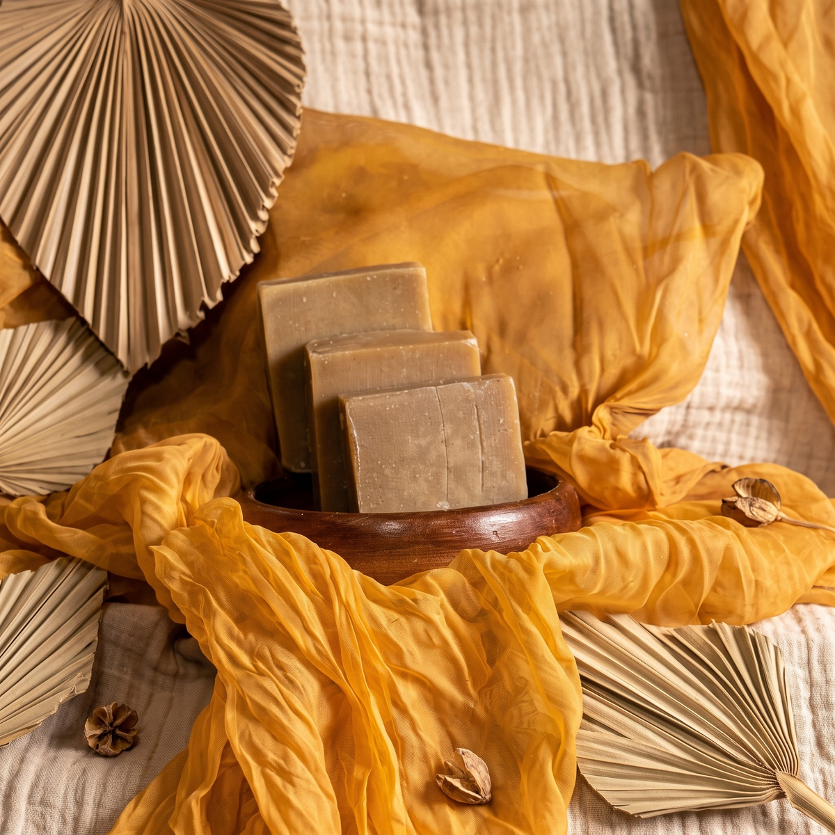 Gold Sea Moss Soap (Handmade, Vegan) With Wildcrafted Jamaican Gold Sea Moss