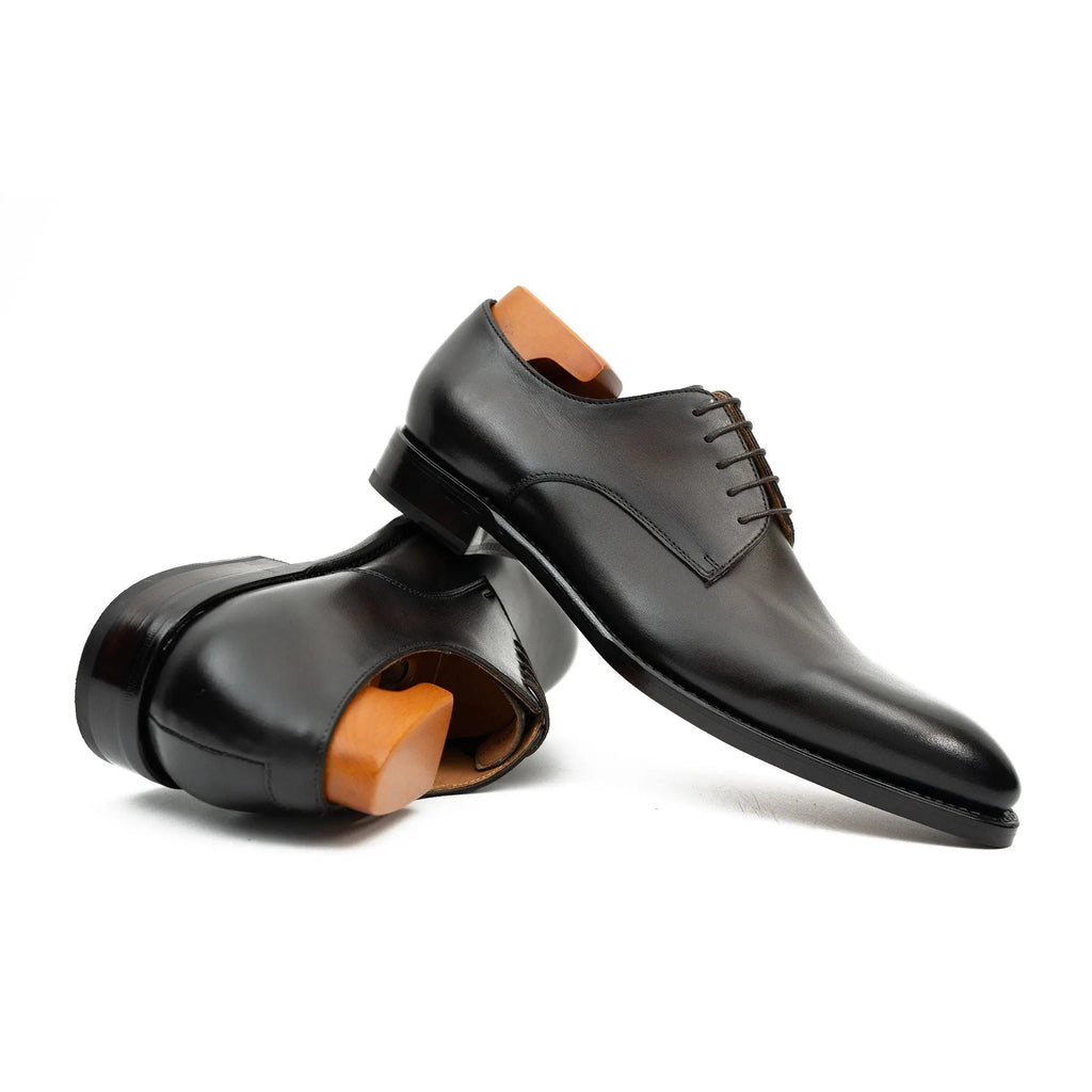 Dark Plain-Toe Derby Shoes with Polished Finish