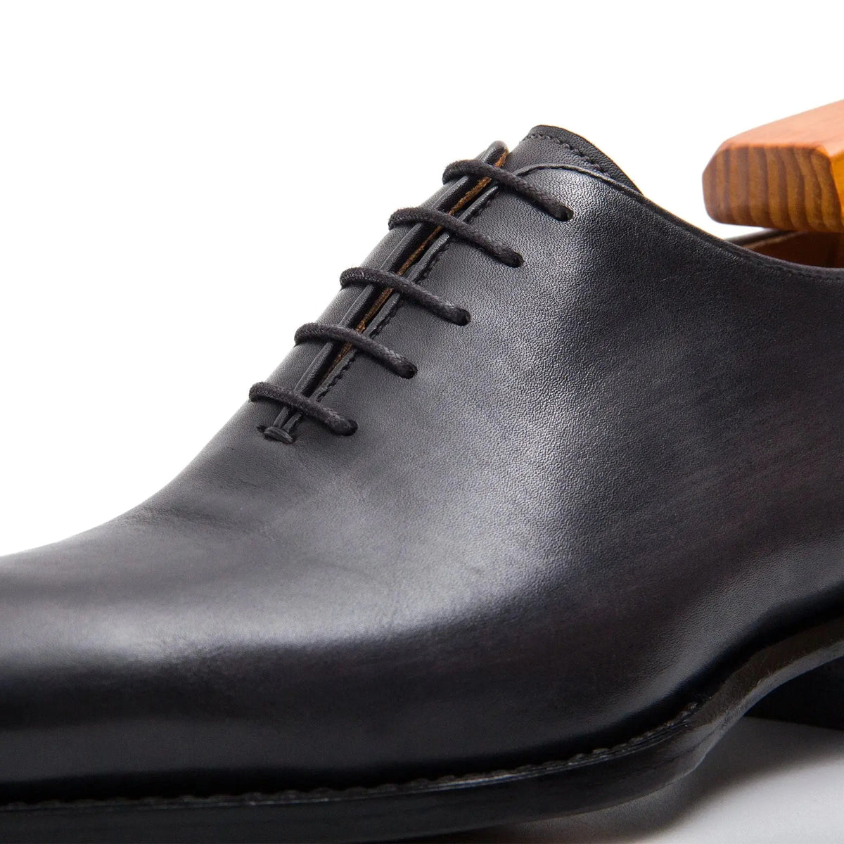 Gray-Brown Plain-Toe Oxford Shoes with Low-Gloss Finish