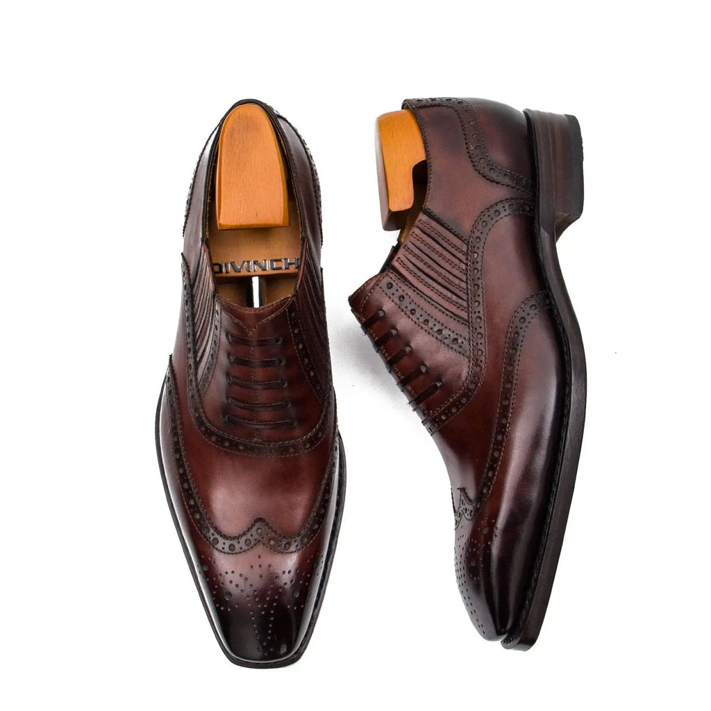 Reddish Brown Wingtip Oxford Shoes with Ribbed Panels
