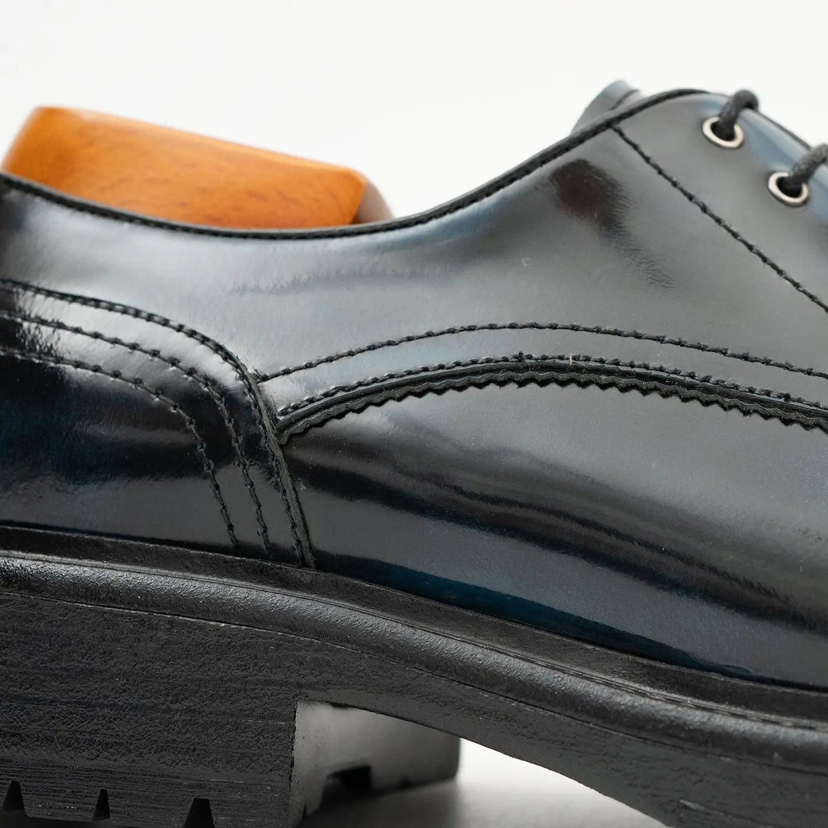 Dark Blue Plain-Toe Derby Shoes with Pull Tab