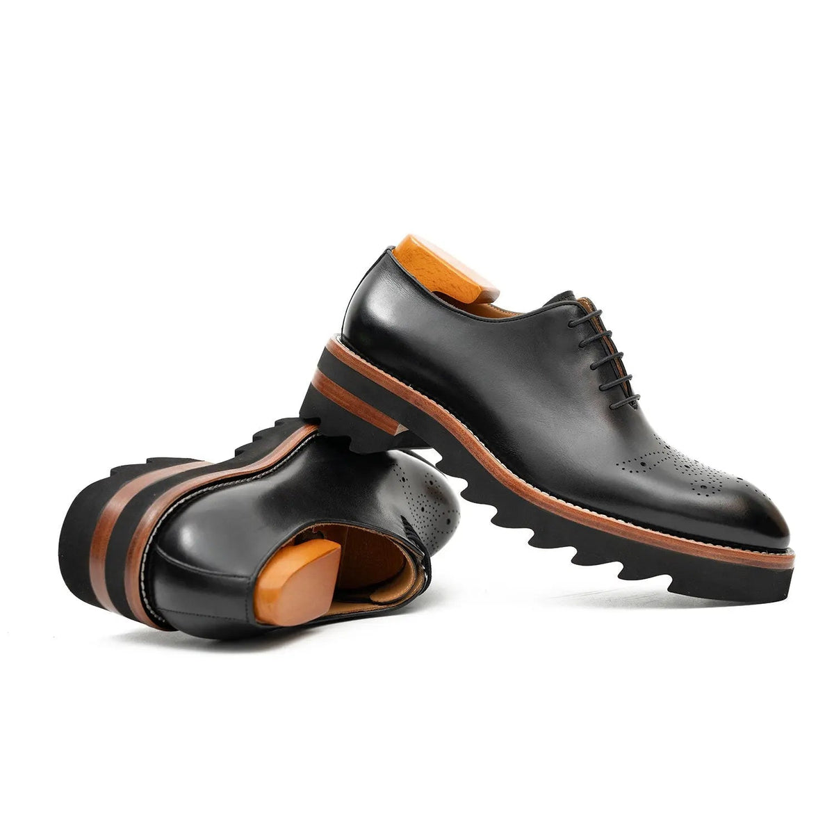 Black Round-Toe Oxford Shoes with Brown-Band Lug Sole