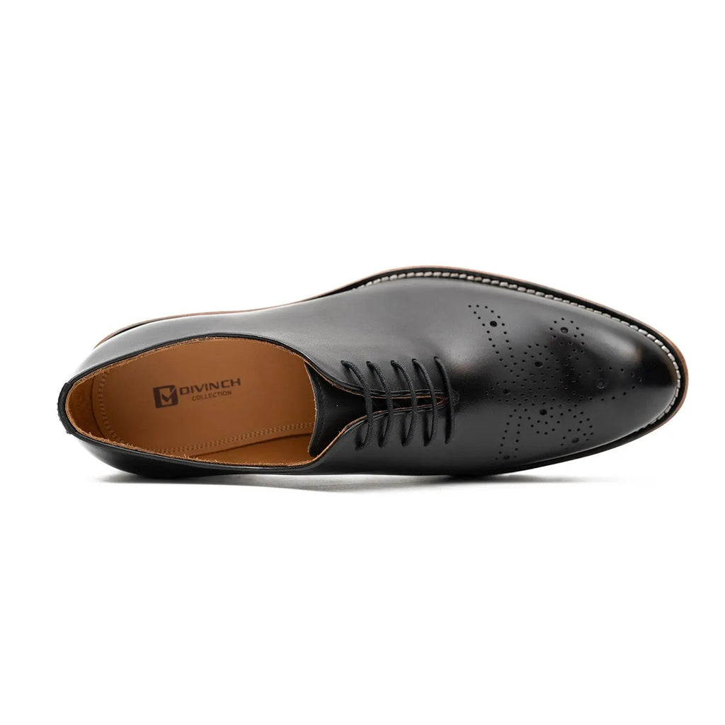 Black Round-Toe Oxford Shoes with Brown-Band Lug Sole