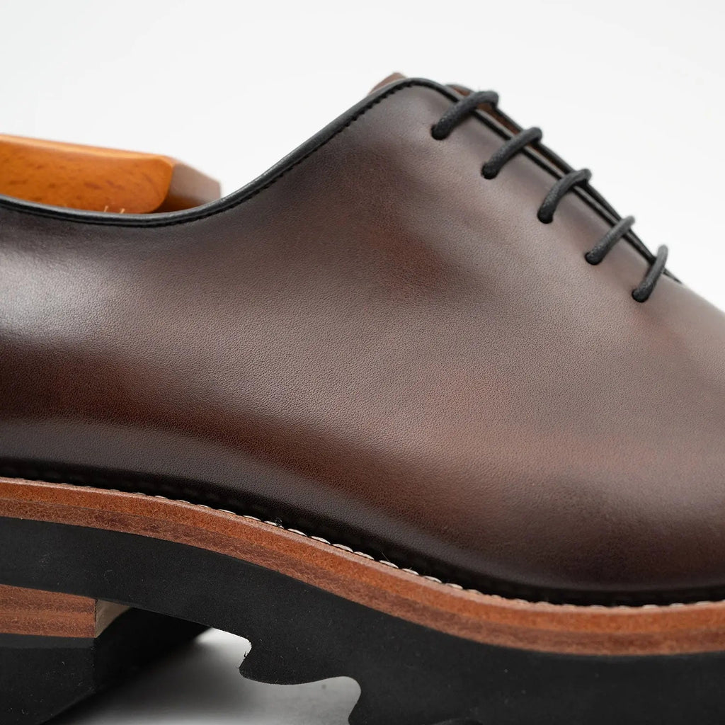Coffee Plain-Toe Oxford Shoes with Coffee-Band Lug Sole