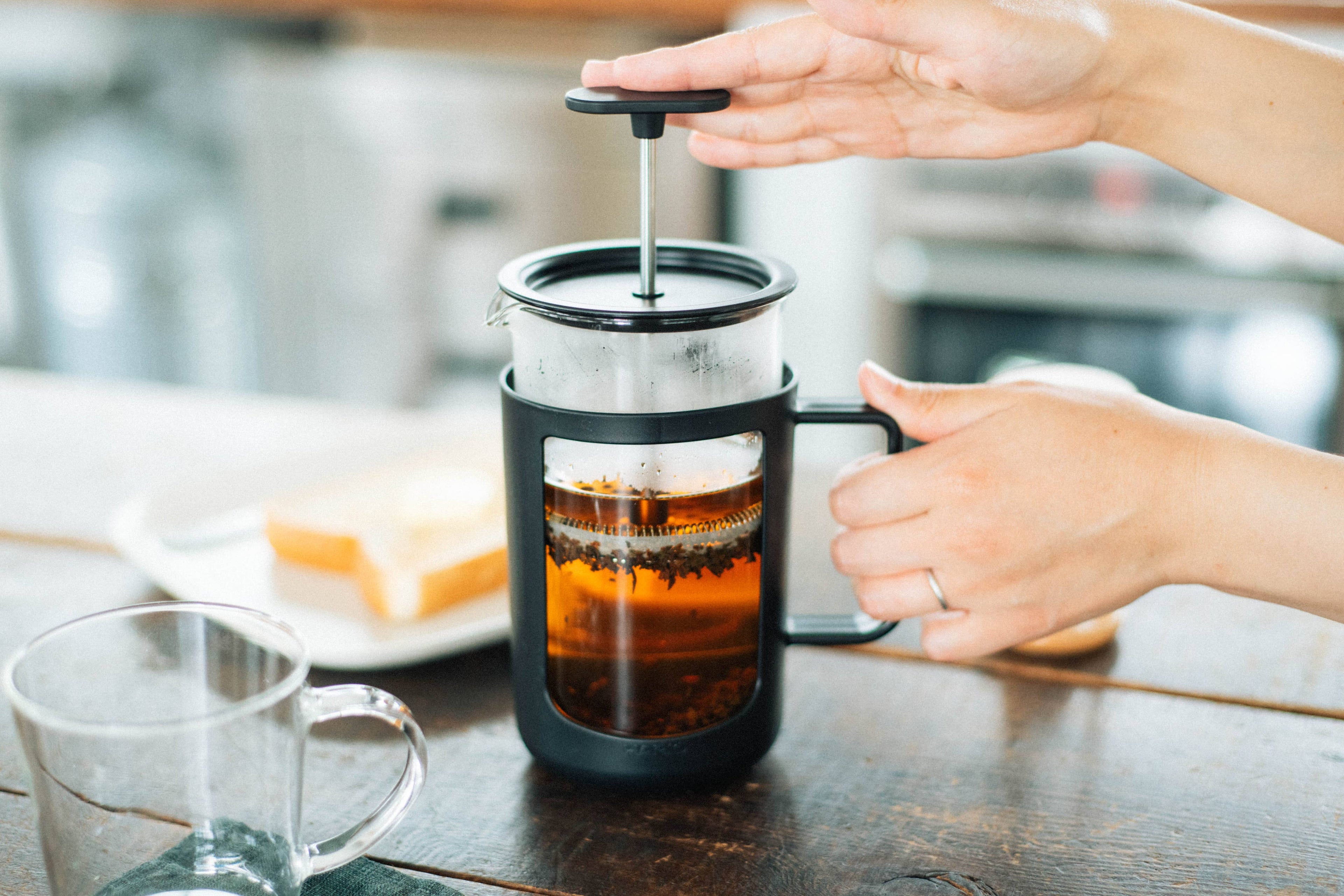 Hario - Cafe Press "U" Coffee and Tea Press - Large