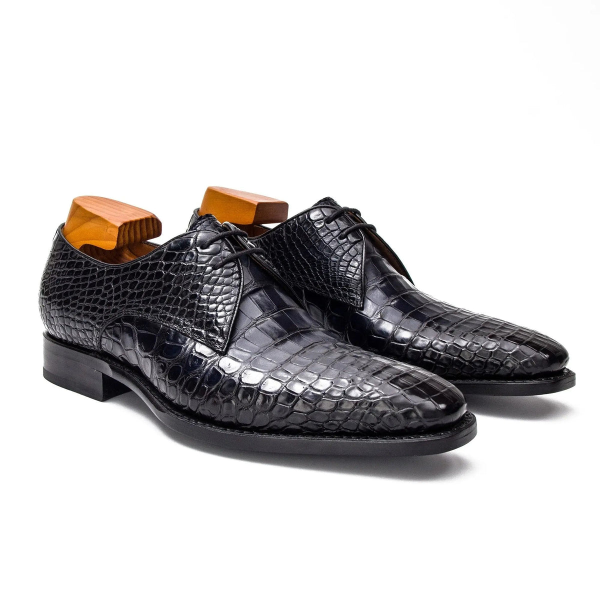 Very Dark Blue Round-Toe Derby Shoes with Scale-Pattern Texture