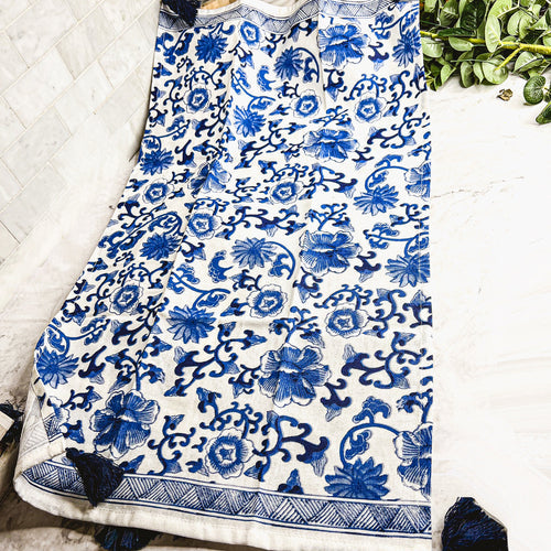 Chinoiserie Tea Towels 100% Cotton Oversized Embroidered Dish Towels Tassels