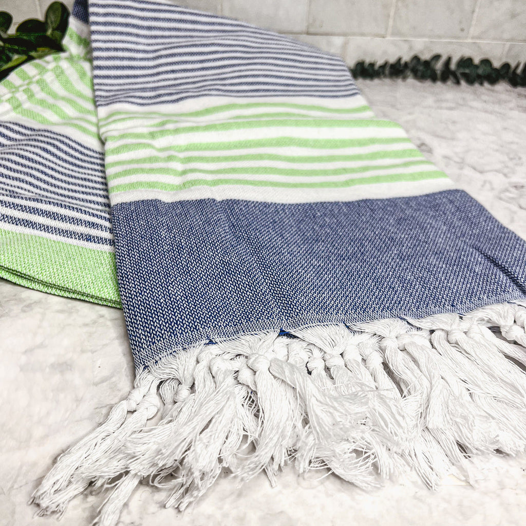 Pop Of Summer Turkish Towel 180GSM Lightweight Cotton Peshtemal Beach Bath Towel With Fringe