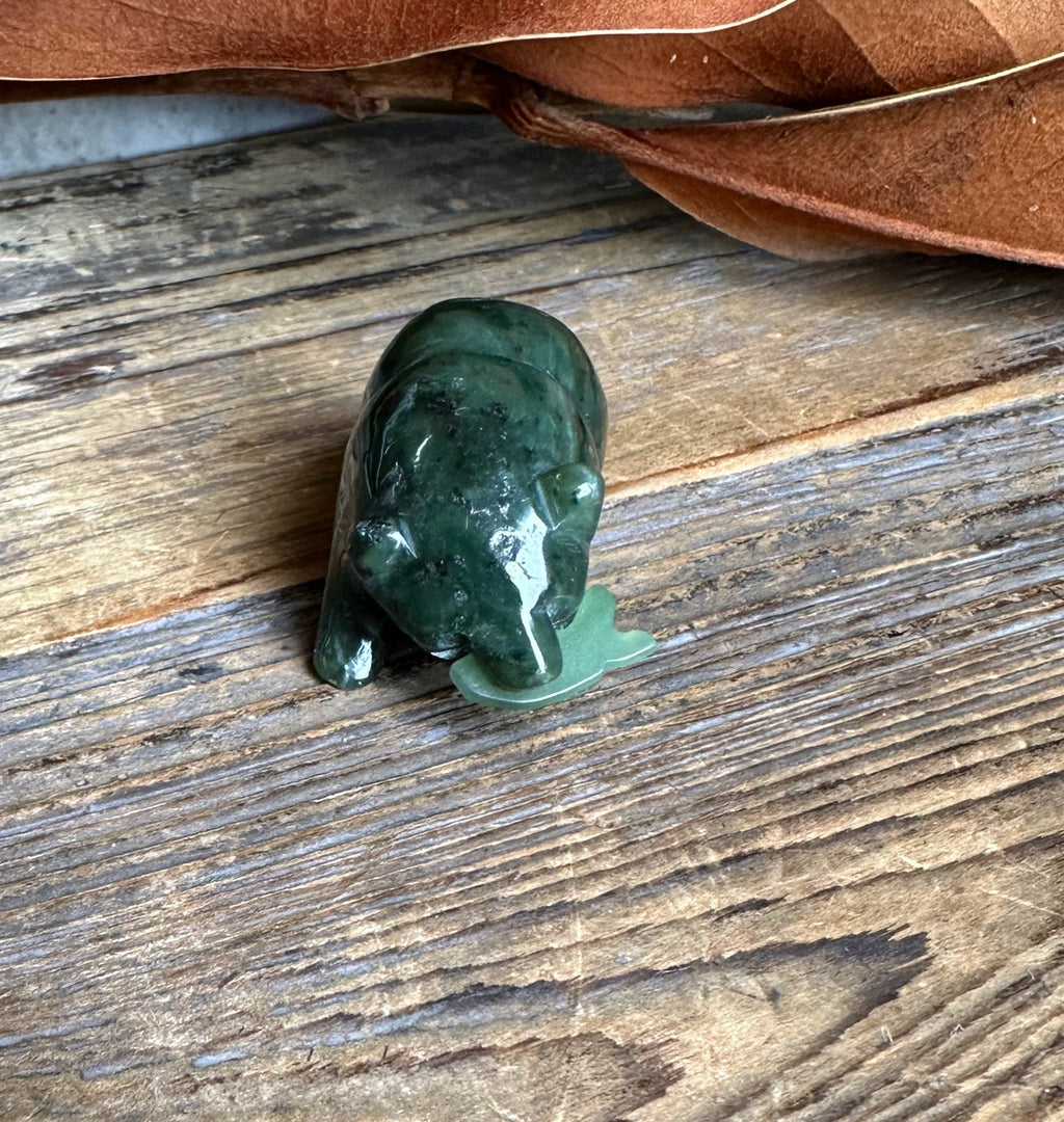 Bear Special with Jade Fish, 1.5"