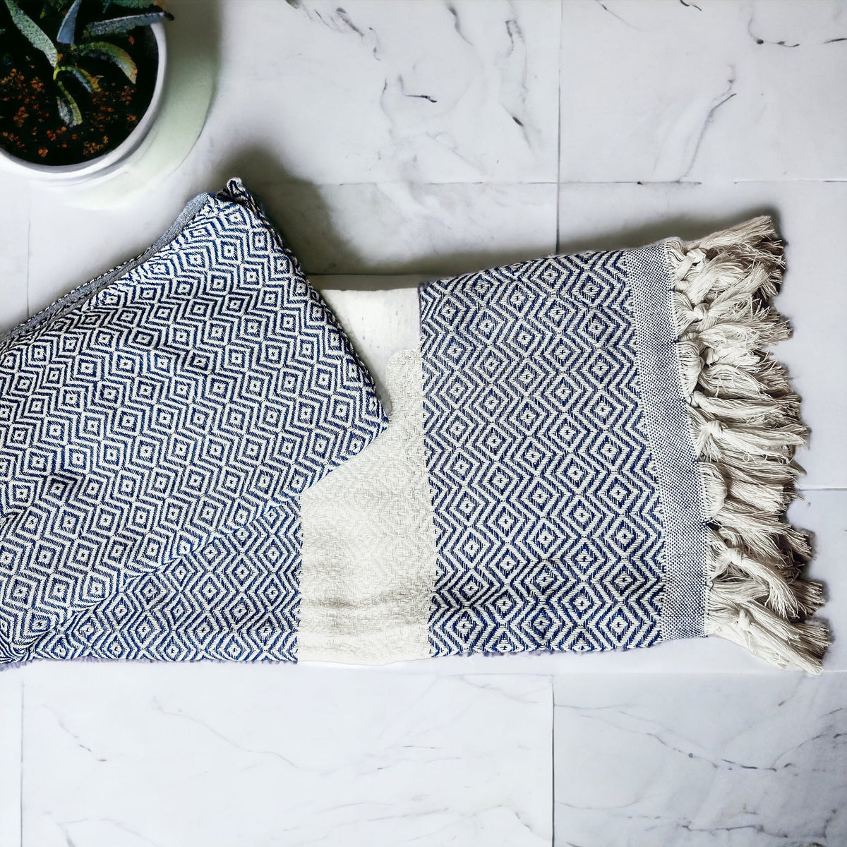 XL Turkish Cotton Towel 200GSM Oversized Bath, Pool, Hair and Picnic Towel