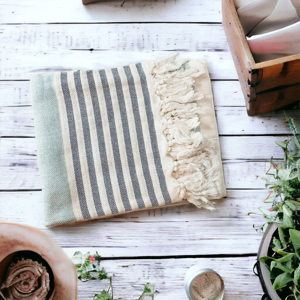 Mediterranean Cotton Bath Towel 180GSM Lightweight Gray Blue Summer