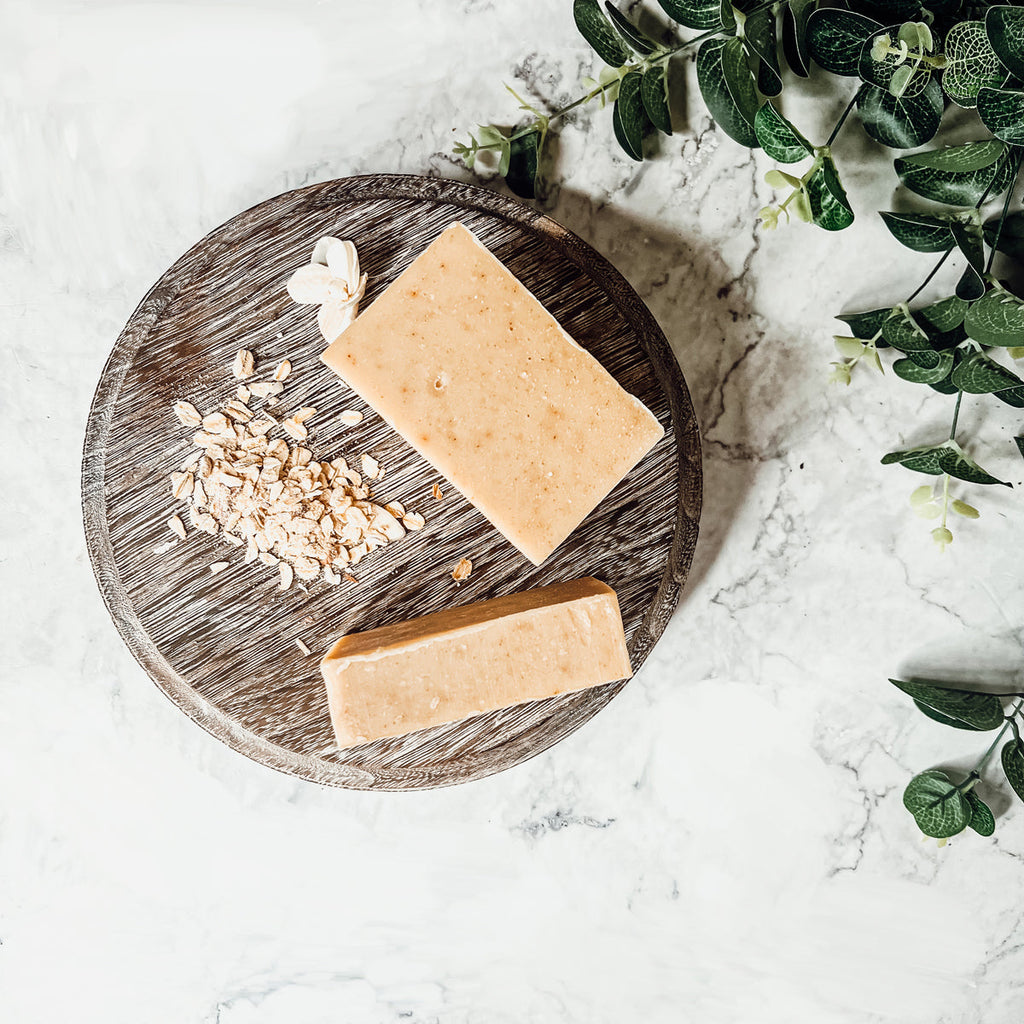 Oatmeal Spice Soap Bar - Gentle Sweet Oatmeal Scent, Mild Fall Fragrance