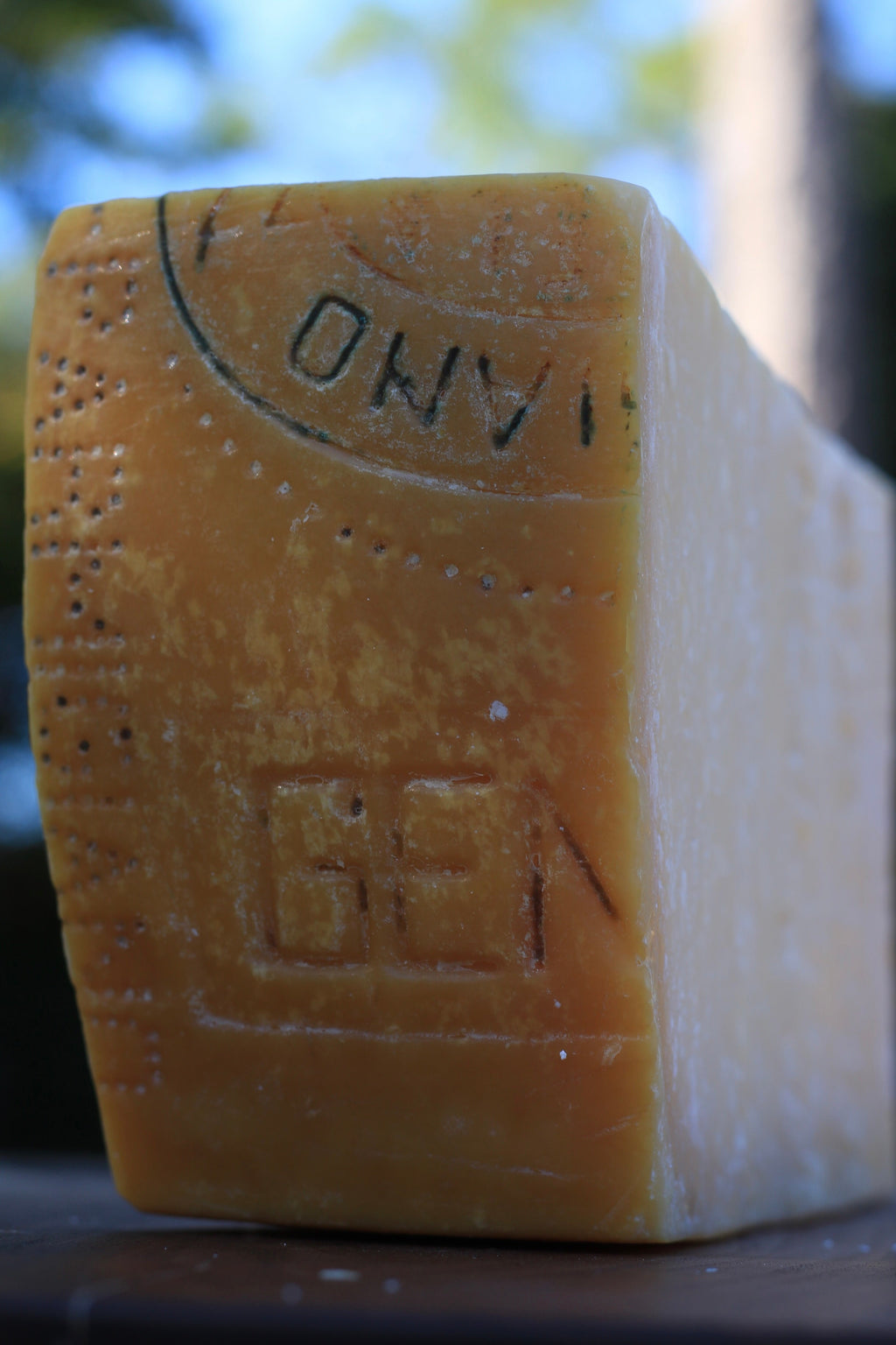 Parmigiano Reggiano | 2lb cut | 26+ months aged