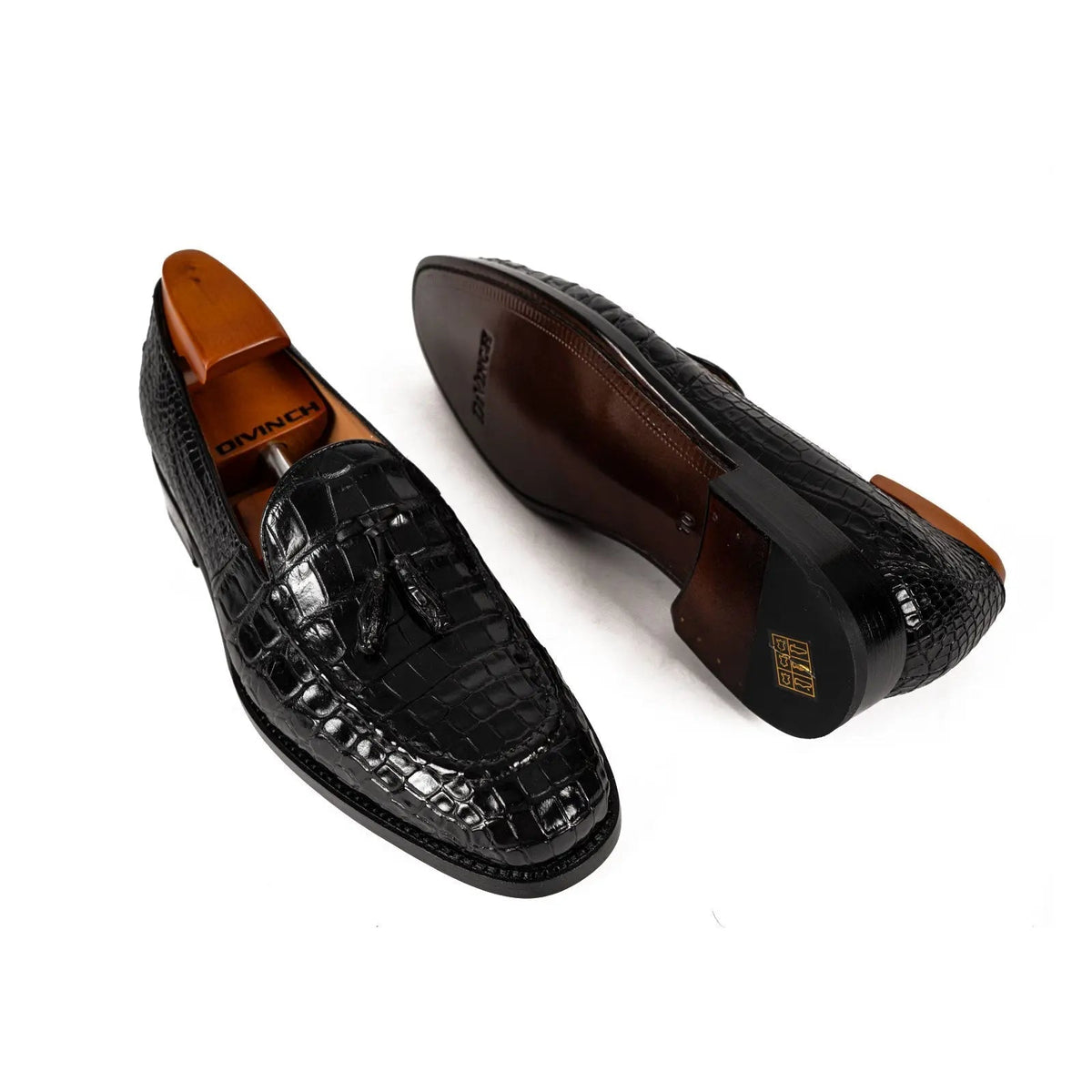 Black Scale-Pattern Tassel Loafers with Apron Toe
