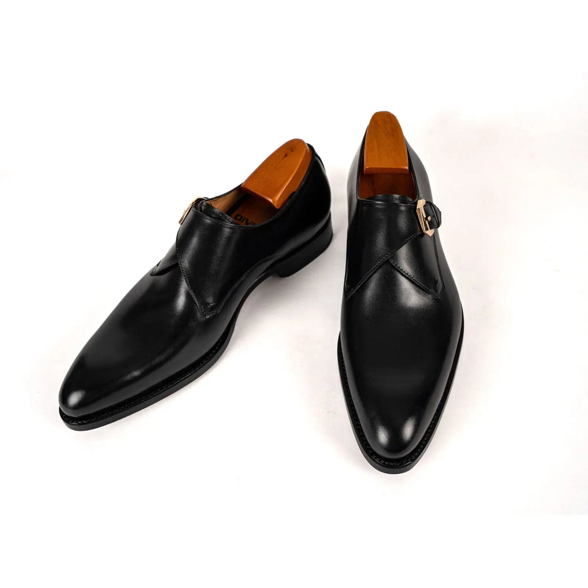 Black Plain-Toe Single Monk Strap Shoes with Polished Finish