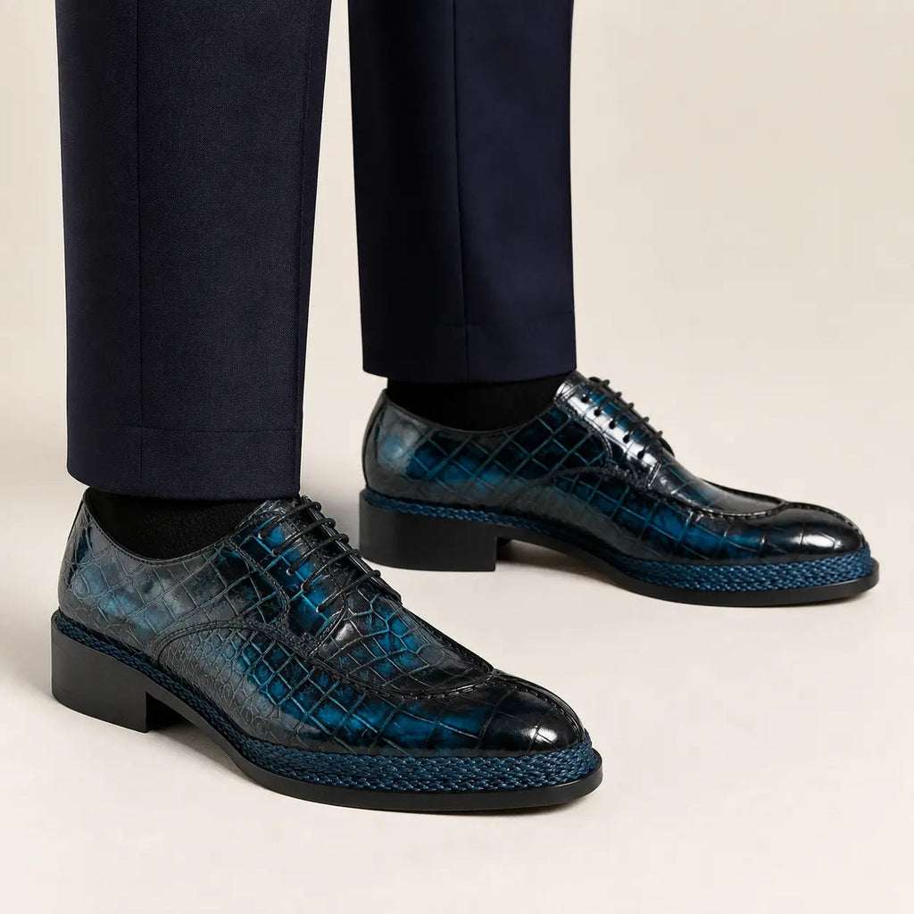 Dark Blue Apron-Toe Derby Shoes with Scale-Pattern Texture