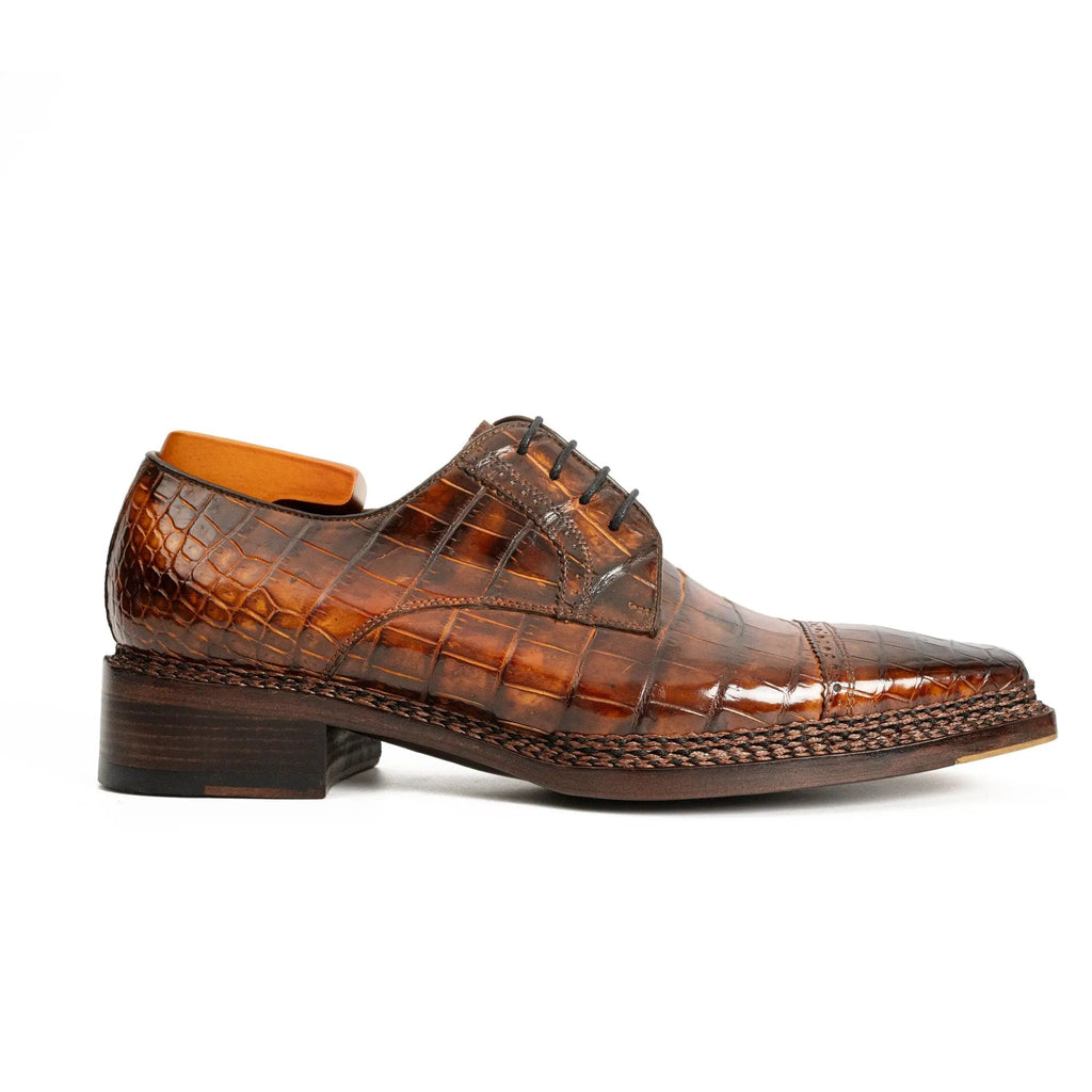 Brown Cap-Toe Derby Shoes with Scale-Pattern Texture
