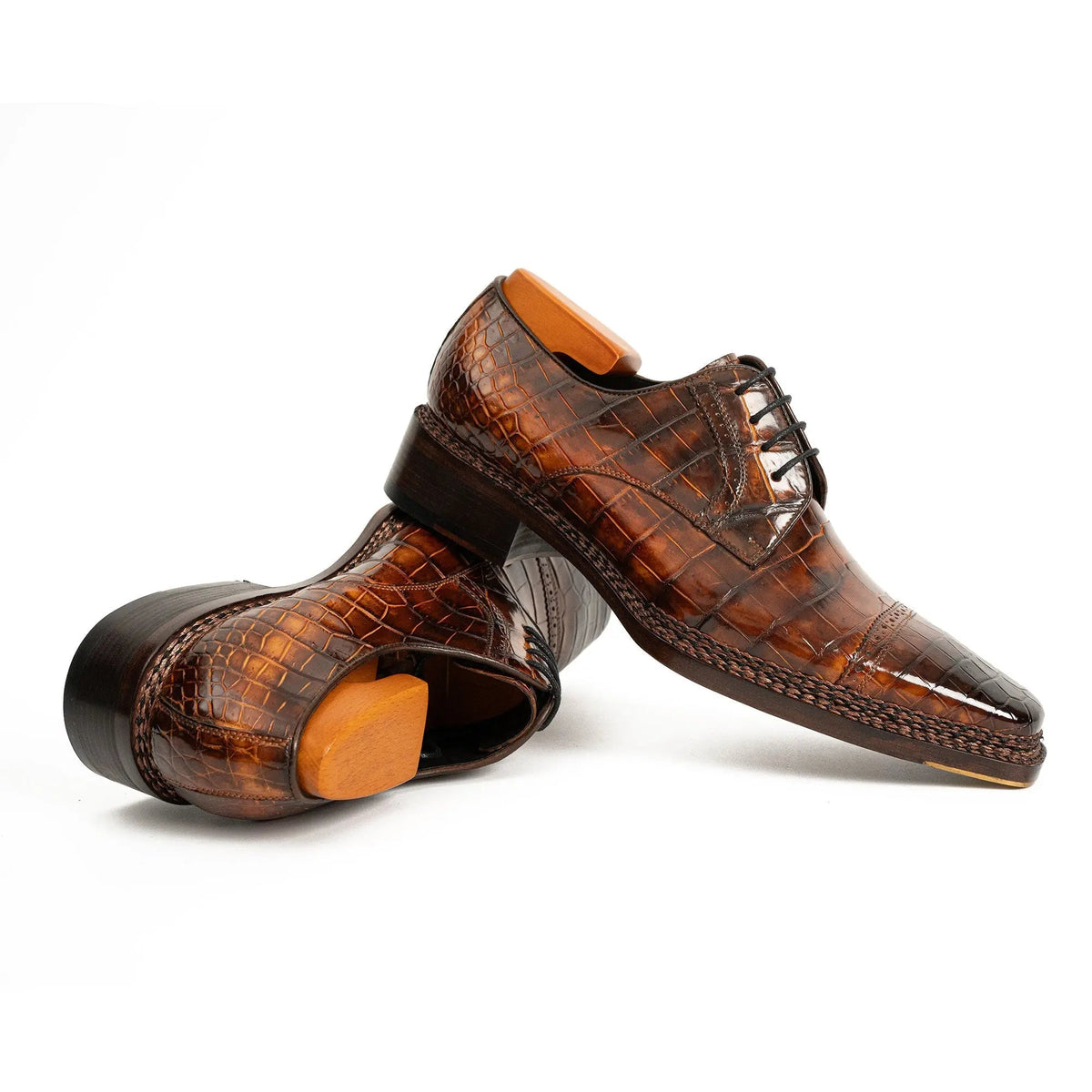 Brown Cap-Toe Derby Shoes with Scale-Pattern Texture