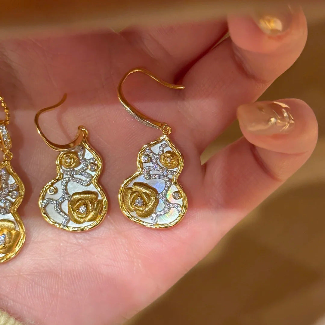 Women's Yellow Roses Calabash Pendent Brushed Golden Fu Lu Rings